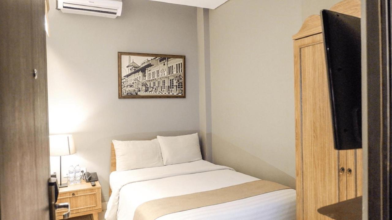 Triple Seven Bed & Breakfast Bandung Exterior foto